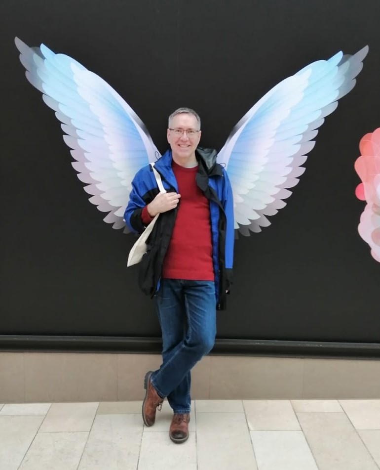 Picture of Rüdiger Wolf with wings